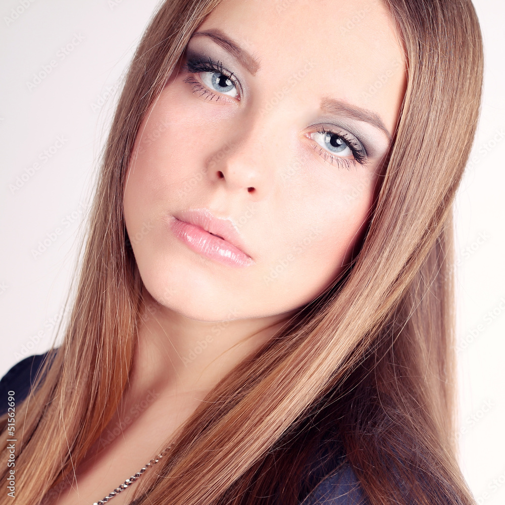 Fototapeta premium girl with beautiful healthy hair 
