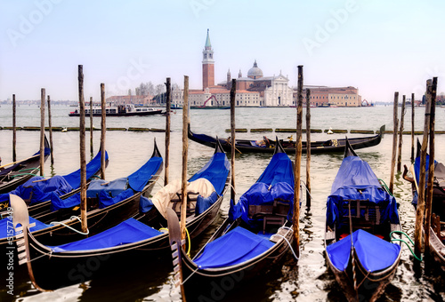 Gondeln am Markusplatz, Venedig,Italien