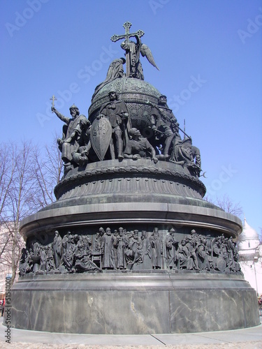 Памятник посвящённый Тысячелетию Государства Российского