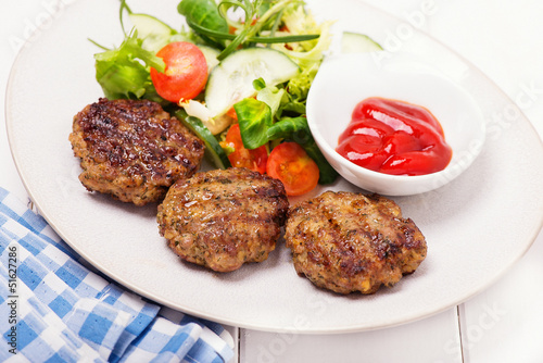 Obraz na plátně grilled minced meat steak with salad