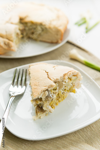 Savoury pie with ricotta cheese and artichokes