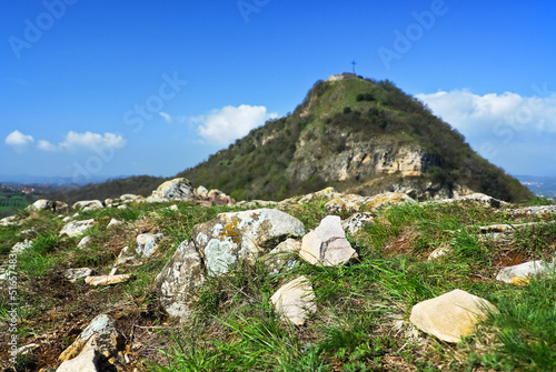 Weiter Weg zum Kreuz photo