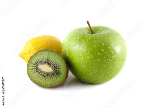 Foto Isolated green apple with yellow lemon and kiwi