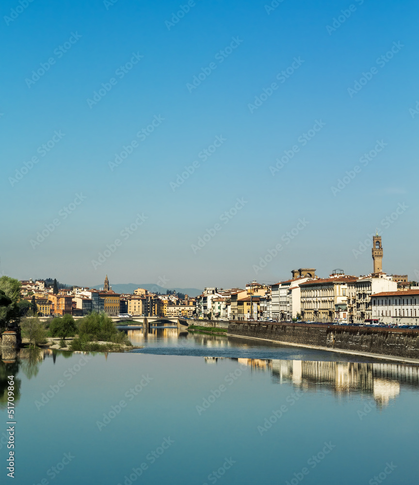 The river arno in Florence
