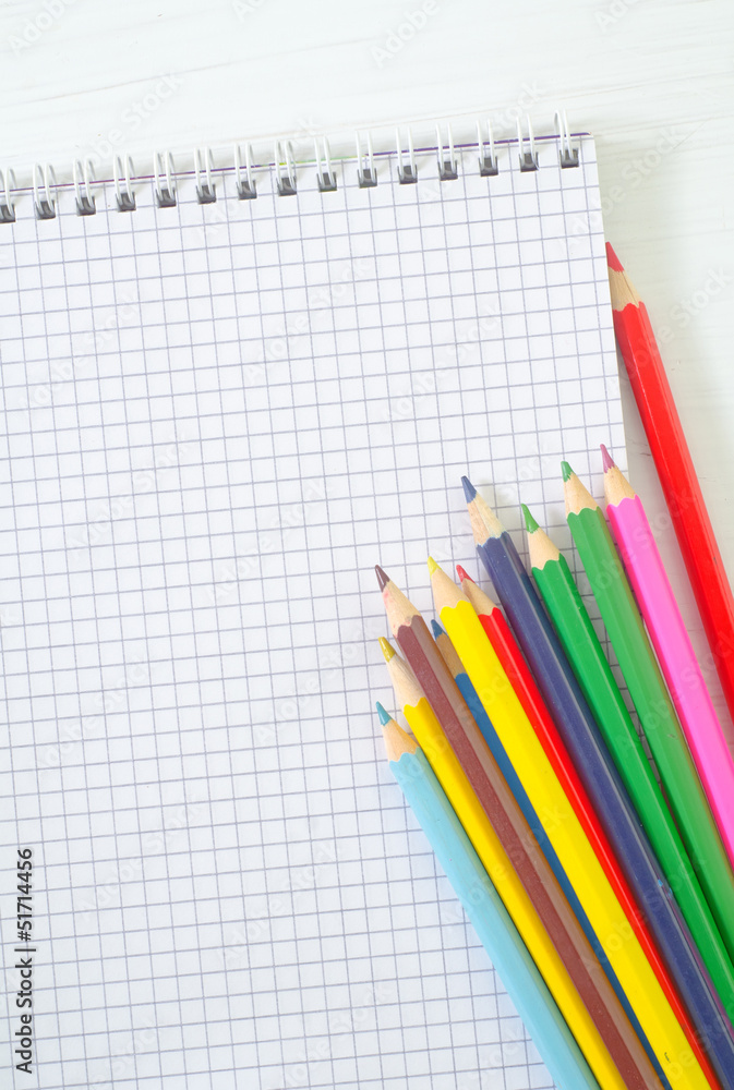 note and pencils note and pencils