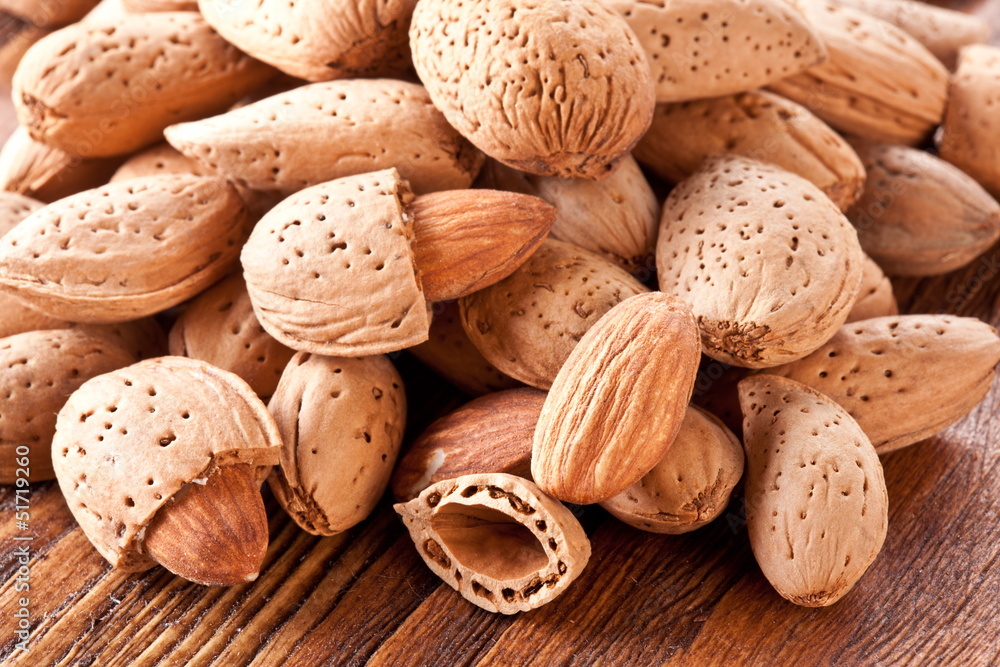 Nuts almonds Nuts almonds