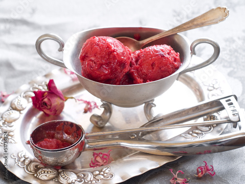 Strawberry ice cream