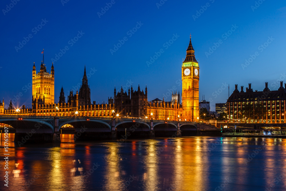 Fototapeta premium Big Ben i House of Parliament w nocy, Londyn, Wielka Brytania