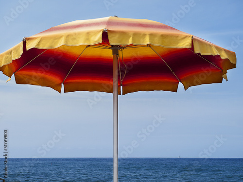 ombrellone sulla spiaggia