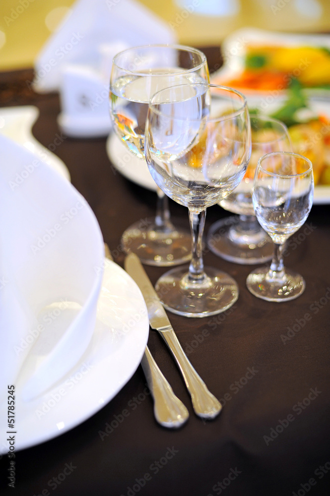 Empty glasses at restaurant Empty glasses at restaurant