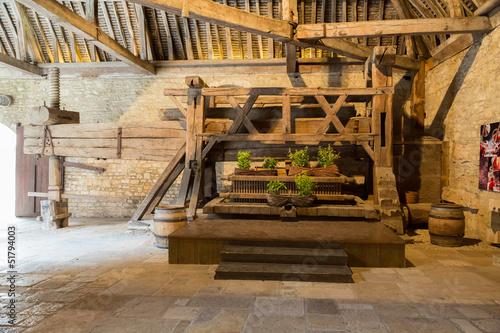 Foto Vieux pressoir - vin - bourgogne