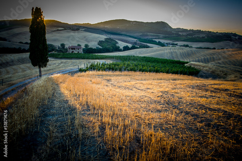 Obraz na plátne Sunset on the Tuscan hills, Italy