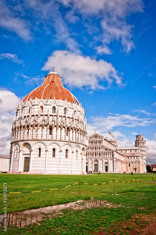PPisa - Italy: Baptistery, Cathedral, and Leaning Tower