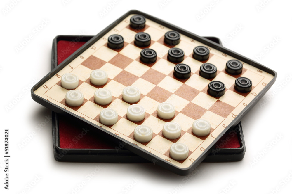 Travelling draughts on playing field Travelling draughts on playing field