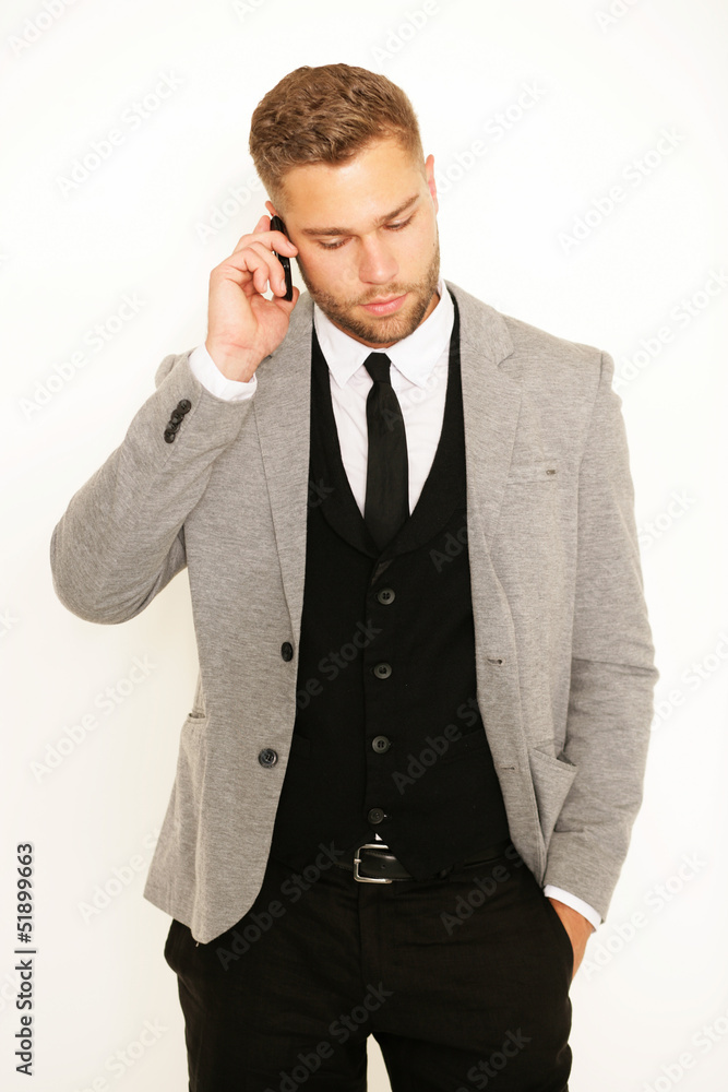 Mann im Anzug mit Handy Mann im Anzug mit Handy