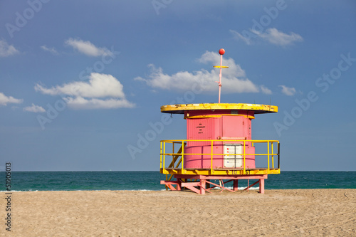 Summer scene in Miami Beach Florida,  with lifeguard house © FotoMak