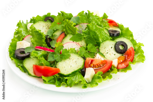 Salad with tomatoes, cucumbers and radishes