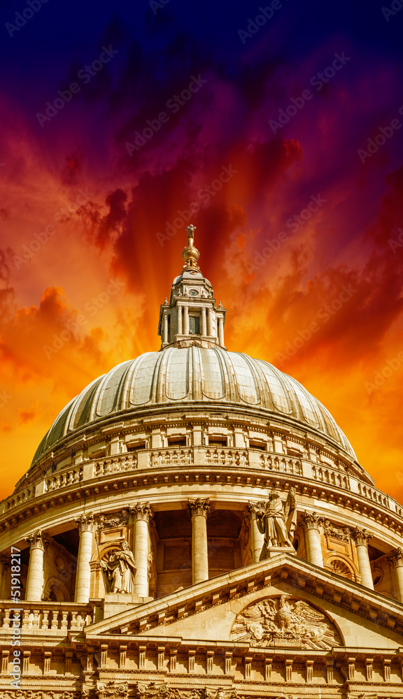 Wonderful sky colors over St Paul Cathedral - London