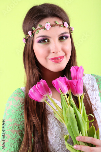 Young beautiful girl with d...