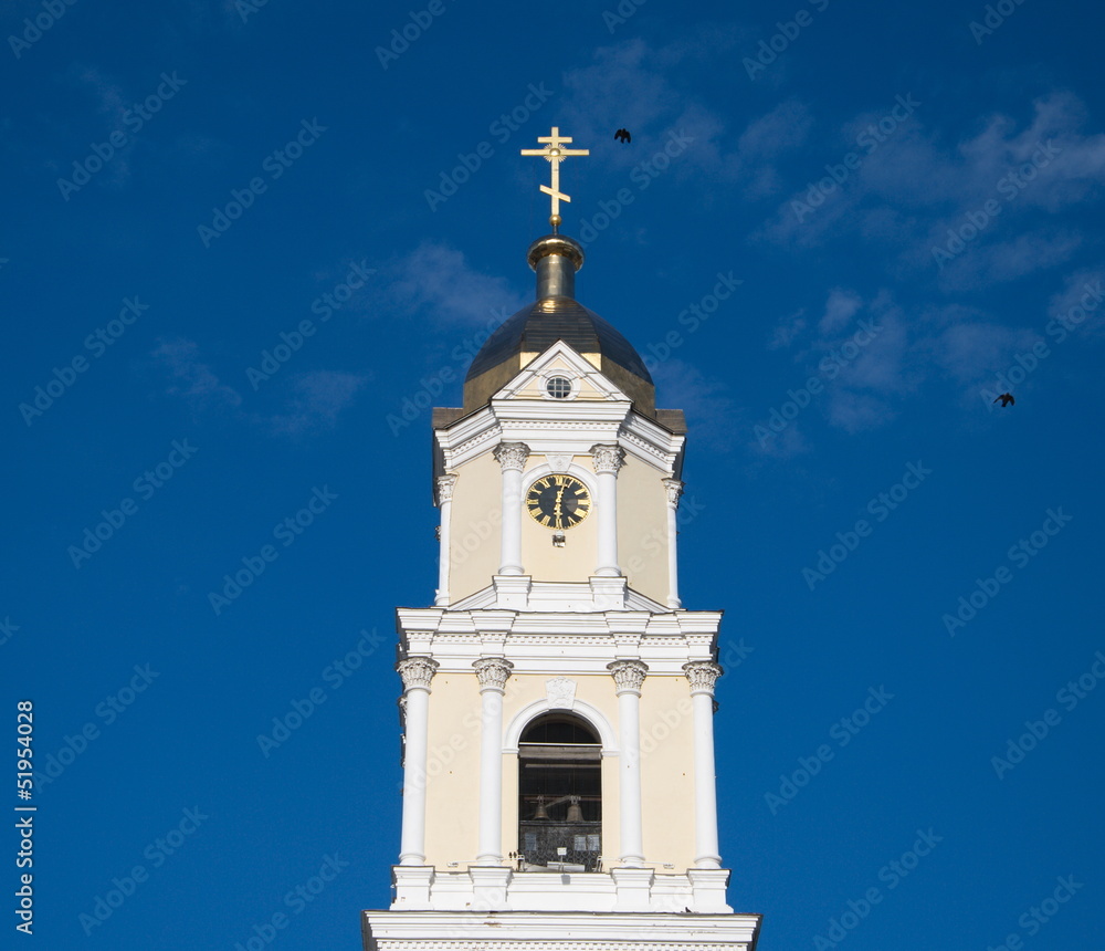 Fototapeta premium Bell tower and birds