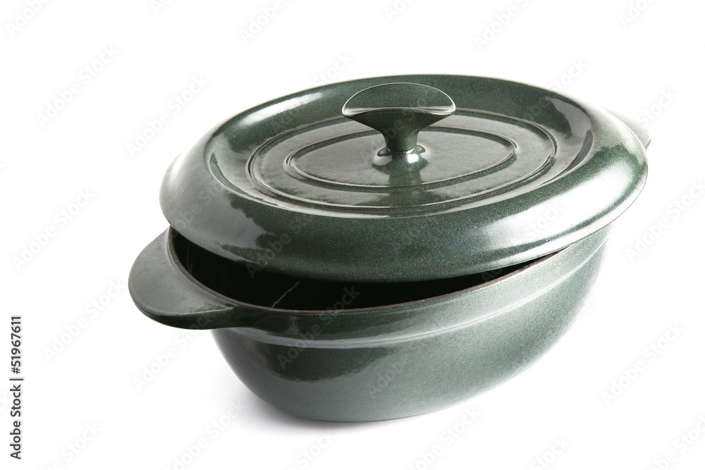 Casserole dish and matching lid Casserole dish and matching lid