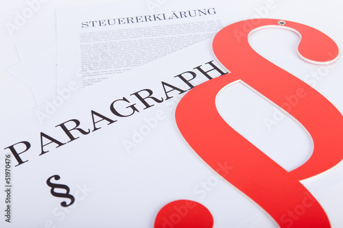 Paragraphen Symbol auf Geschäftspapiere