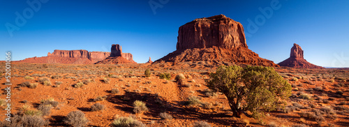 Monument Valley, USA © Pixelshop