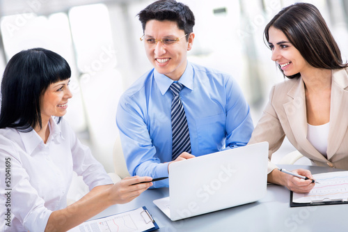 Wallpaper Mural Young students Torontodigital.ca