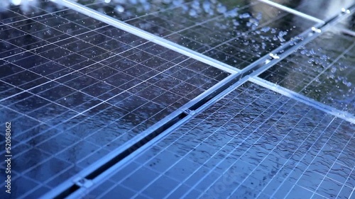 Pulizia pannelli fotovoltaici photo