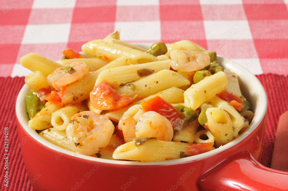 Chicken and broccoli on rigatoni Chicken and broccoli on rigatoni