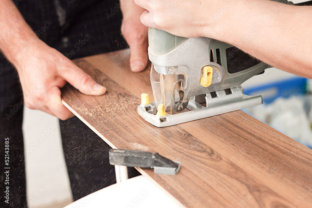 Parkett mit Stichsäge absägen