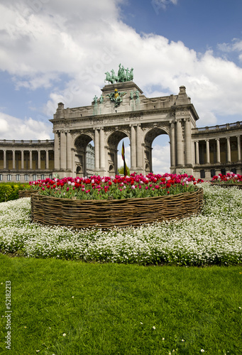 Brussels jubilee park arch