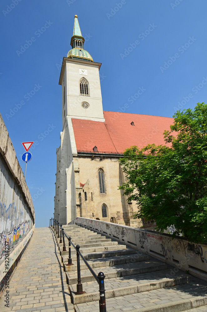 martinsdom in bratislava