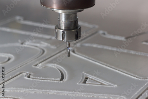 coordinate milling machine for processing plastics