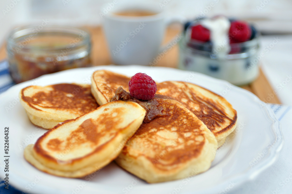 Pancakes mit Zimtbutter Pancakes mit Zimtbutter