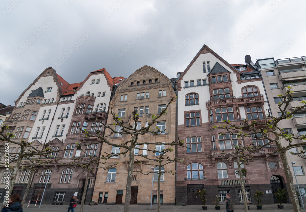 Obraz premium Rheinuferpromenade in Düsseldorf