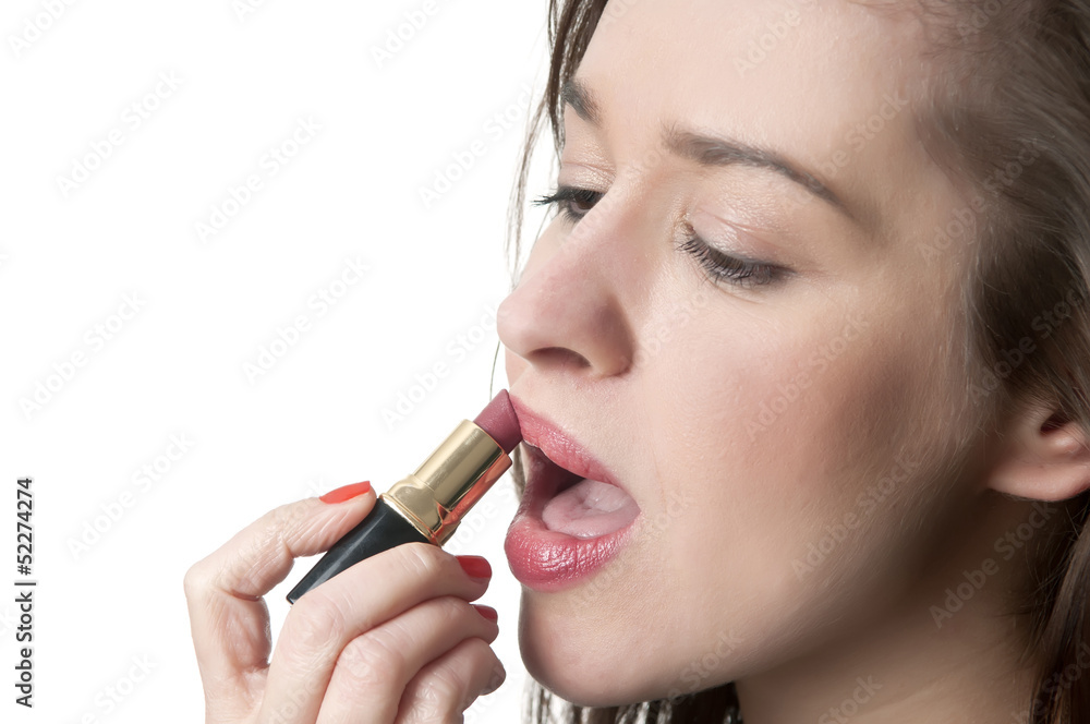 Frau mit Lippenstift