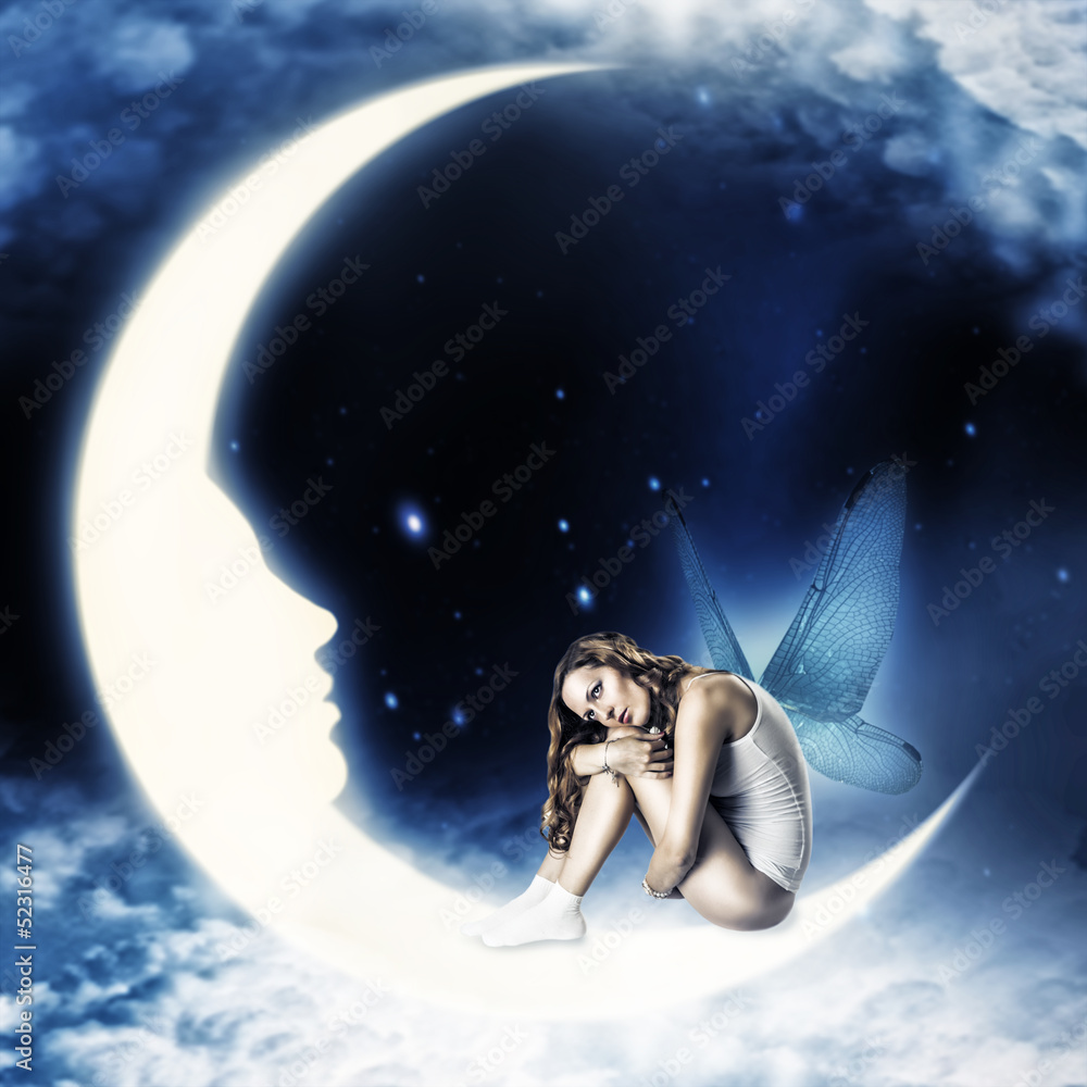 Obraz premium fairy with wings sitting on moon
