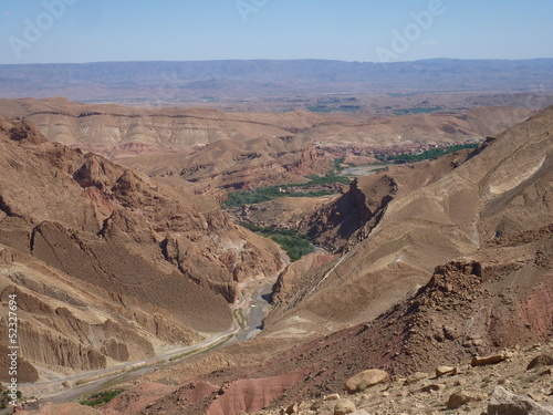 vallée des roses au Maroc