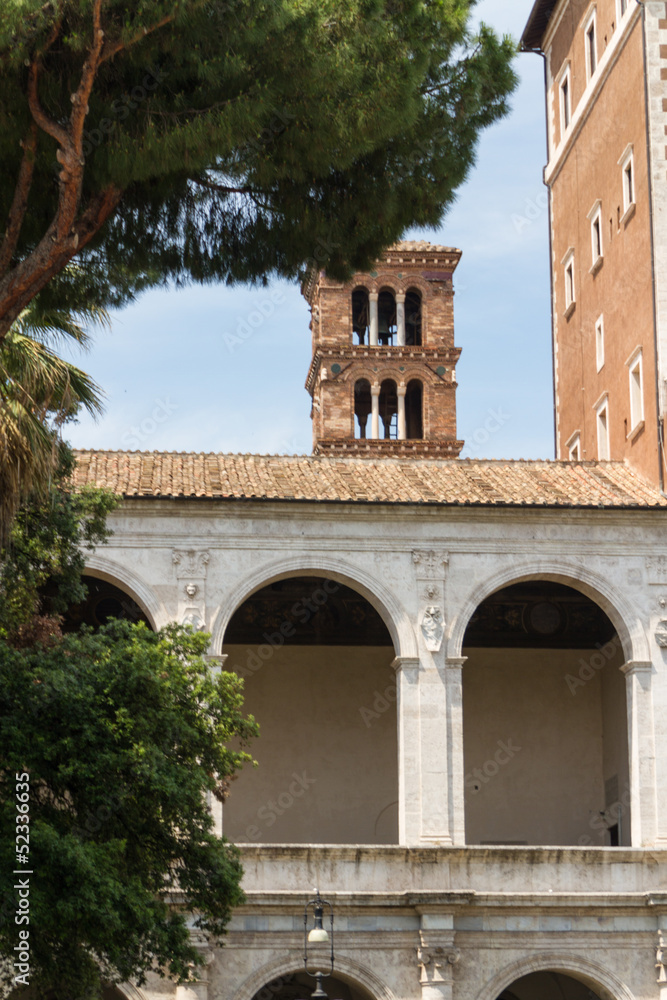 Fototapeta premium Great church in center of Rome, Italy.