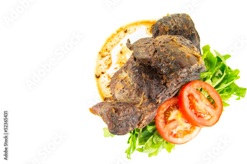 Roast beef with tomato and rocket leaf
