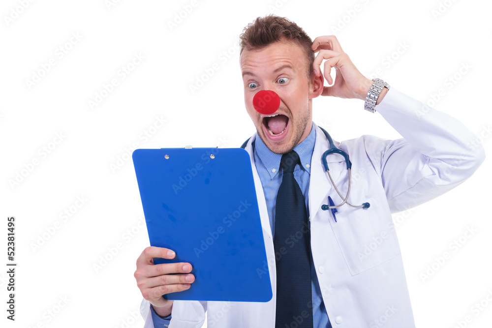 clown doctor unable to read the notes clown doctor unable to read the notes