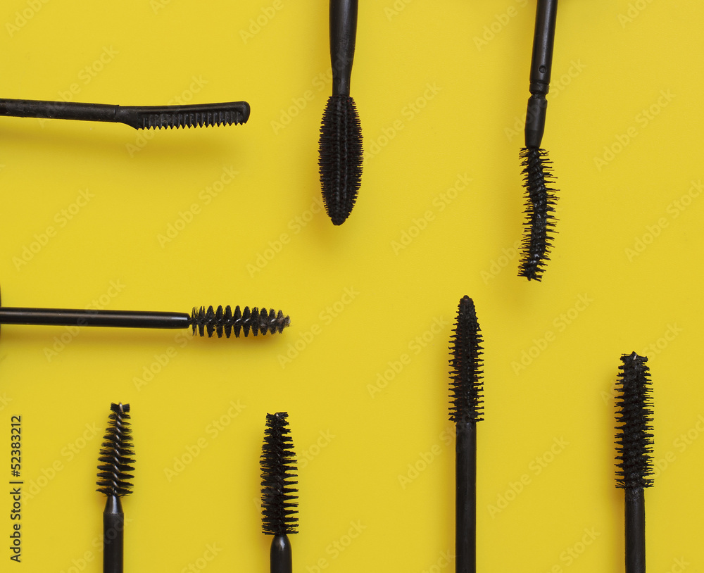 Mascara brushes Mascara brushes