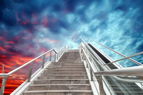 Fototapeta Naklejka Na Ścianę i Meble -  escalator to the sky