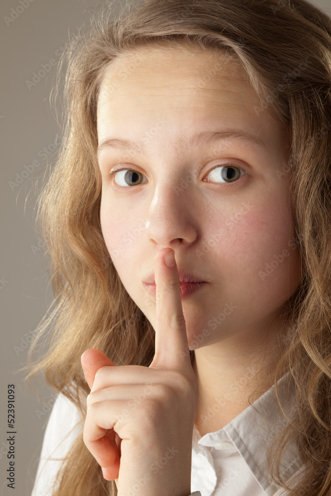 Finger on Lips, Tsss Finger on Lips, Tsss