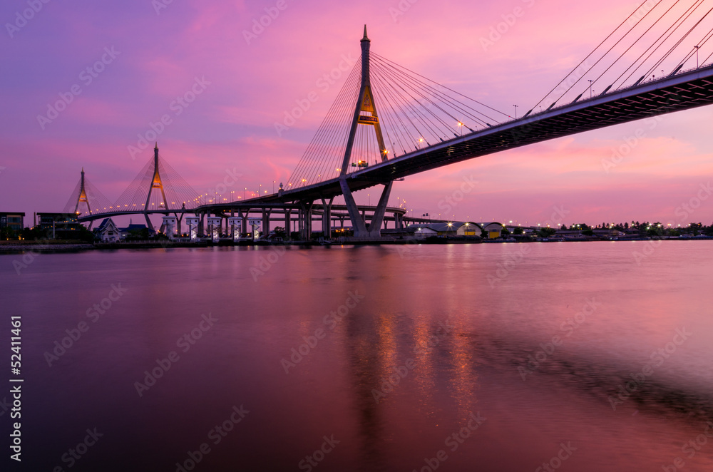 Fototapeta premium Bhumibol Bridge