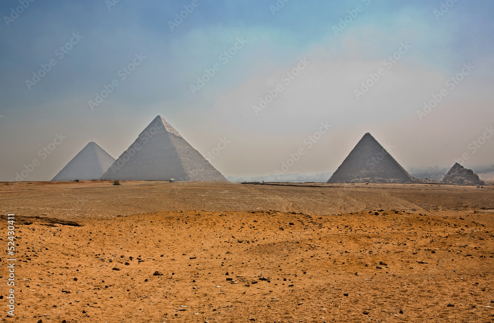 Pyramids plateau