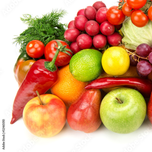 set of healthy vegetables and fruits