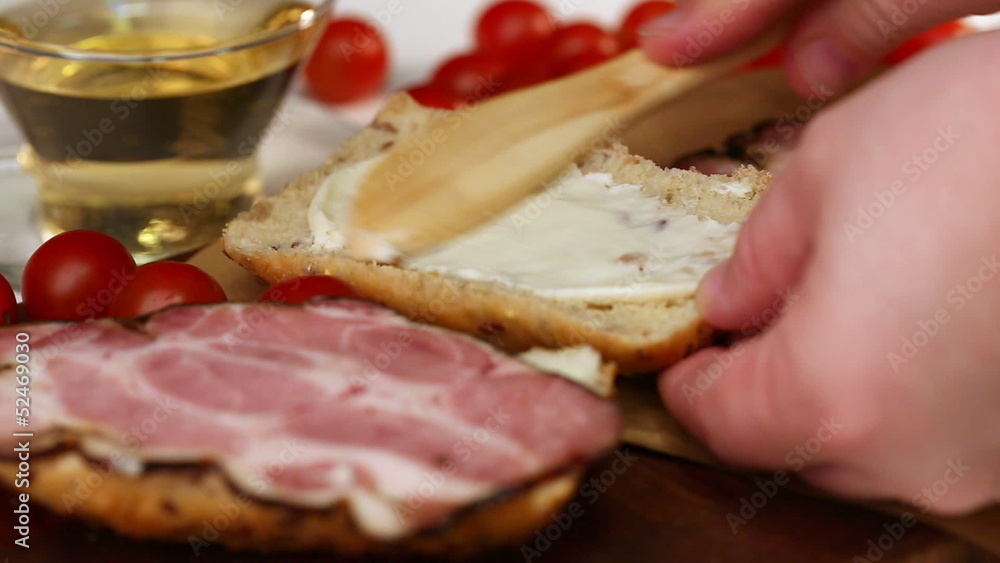 Make sandwich with cheese and bacon Make sandwich with cheese and bacon