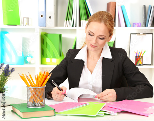 Portrait of teacher woman w...